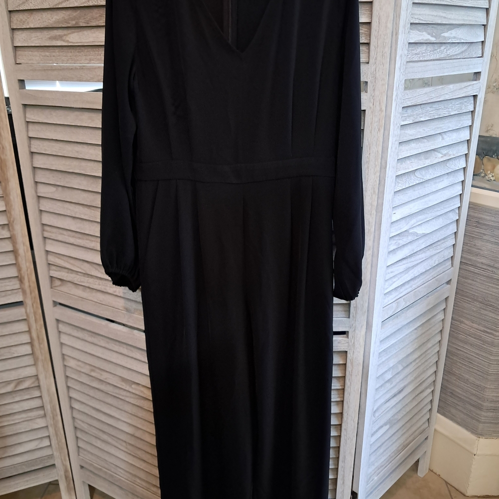 Elegant Black Long Sleeve Dress